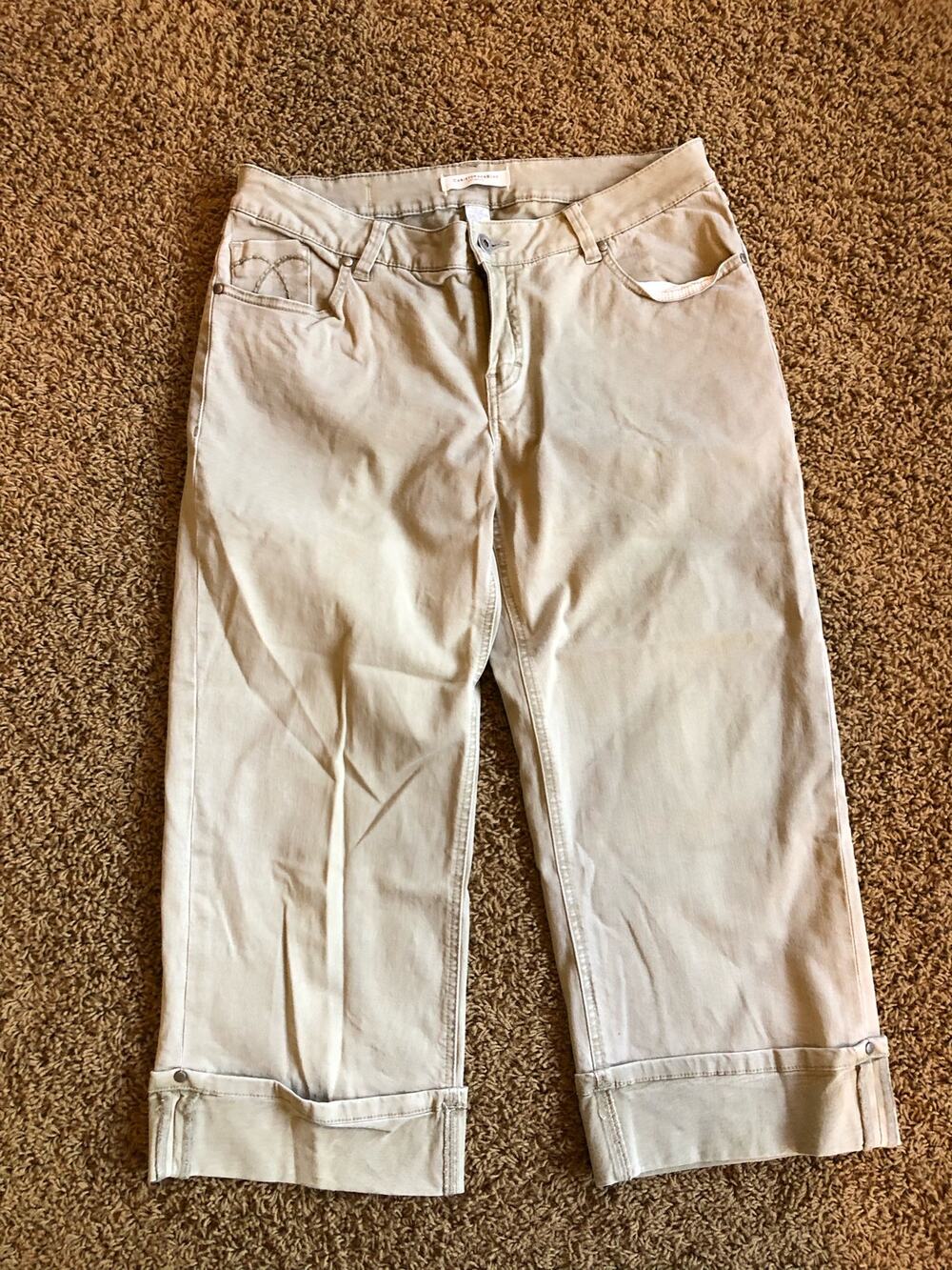 Christopher Blue Stretch light olive green cropped khakis women's size 10